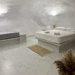 Apartment Cave Crafted Fira (Santorini)
