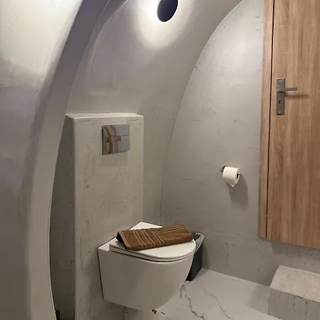 Διαμέρισμα Cave Crafted Φηρά