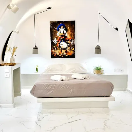 Cave Crafted * Fira (Santorini)