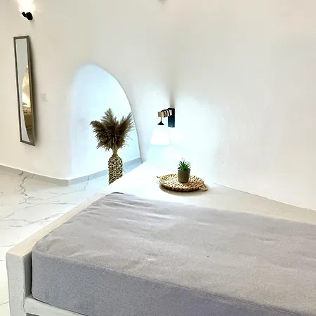 Cave Crafted Apartment *